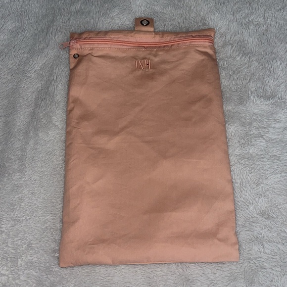 INSERT NAME HERE | Rosie Wig - Picture 11 of 12